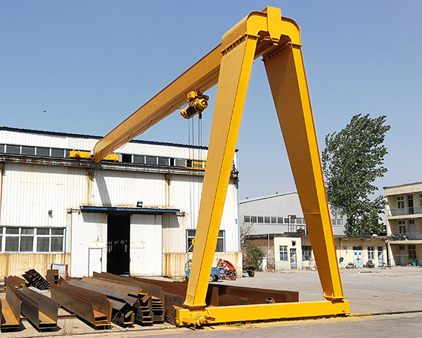 BMH Semi gantry crane