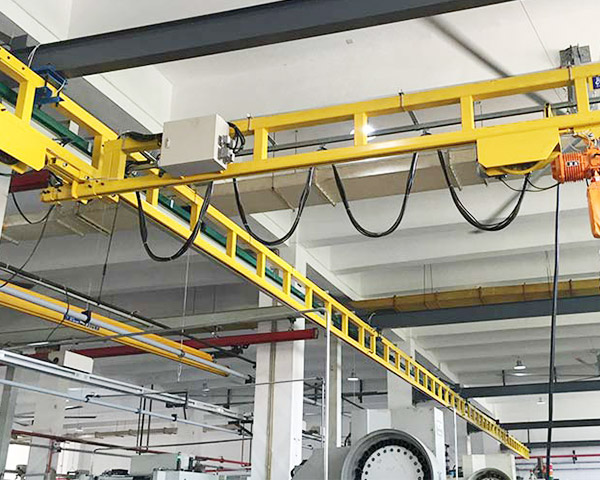 Floor Mounted Light Crane