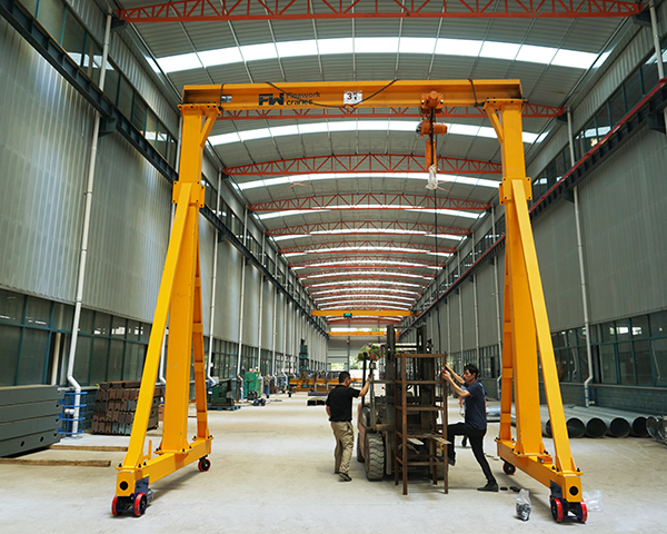 Lightweight Mobile Gantry